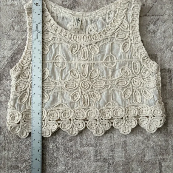 Mahina Boutique Crochet Sleeveless Crop Top O/S Small - Picture 10 of 16